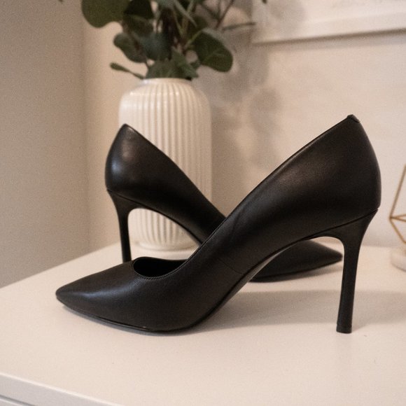 Nine West Heels - Black - Picture 1 of 4